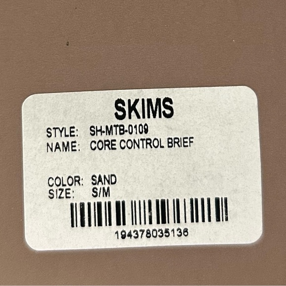 SKIMS Core Control Brief in Sand New in Box Size S/M - Picture 6 of 7